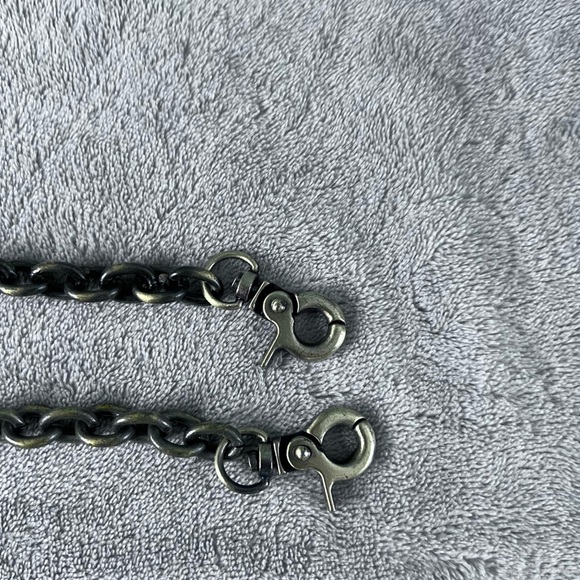 Brown leather, fringed, cross body purse. - Picture 5 of 14